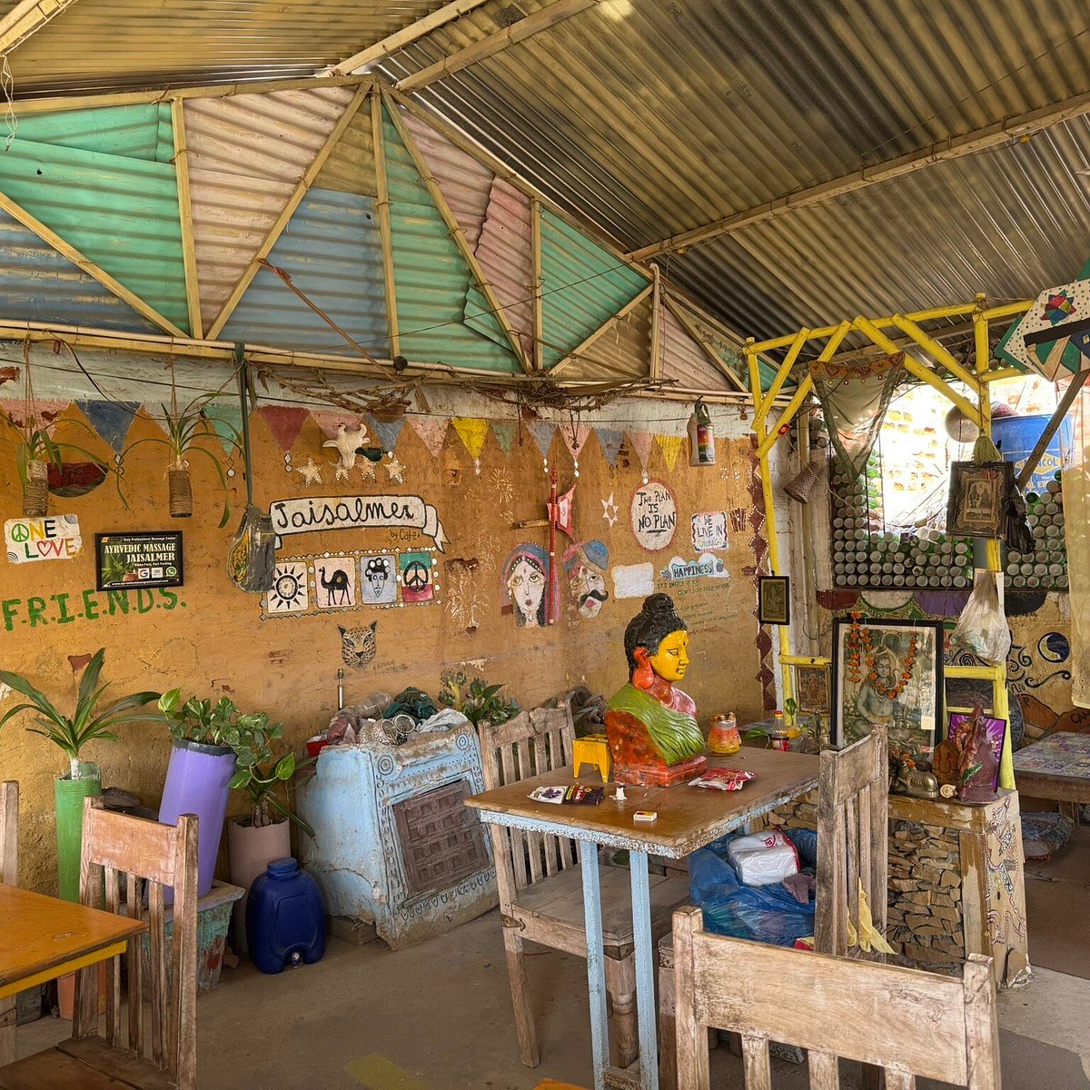 Cafe+ Best Restaurant & Cafeteria in Jaisalmer